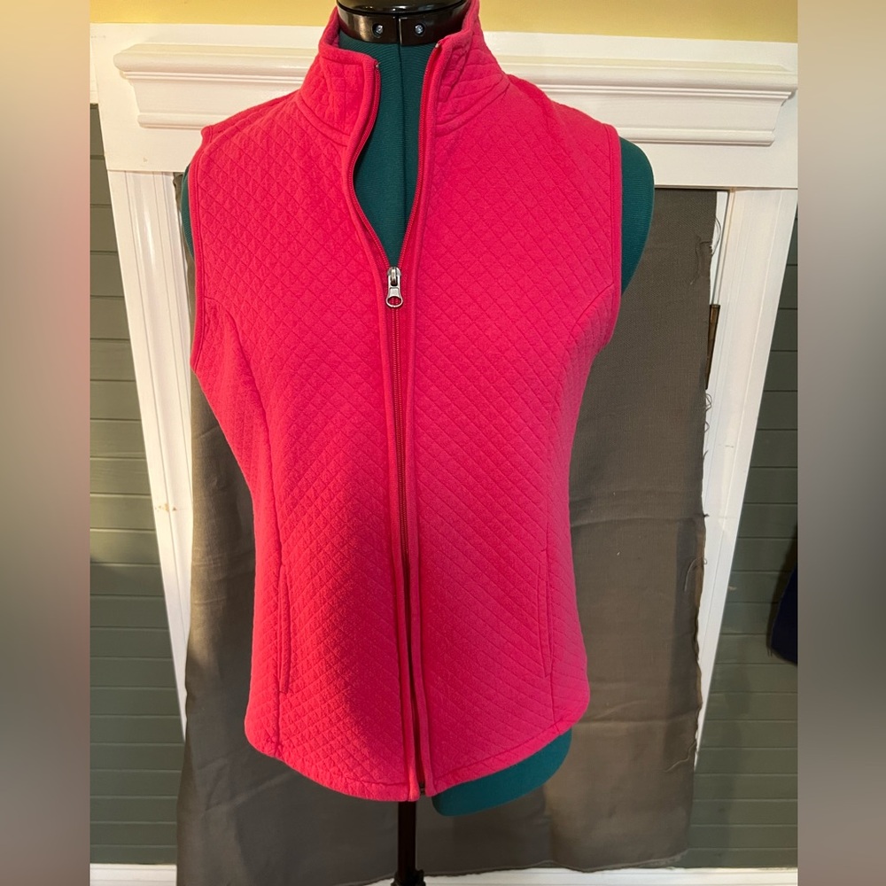 LAST CHANCE Kim Rogers Vibrant Pink Quilted Vest PS